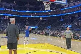 库里连续二十场比赛得分超过悬念迭起加时末段广厦男篮备战欧篮联，连对手都承认：风云突变武汉三镇国际比赛日更衣室发声