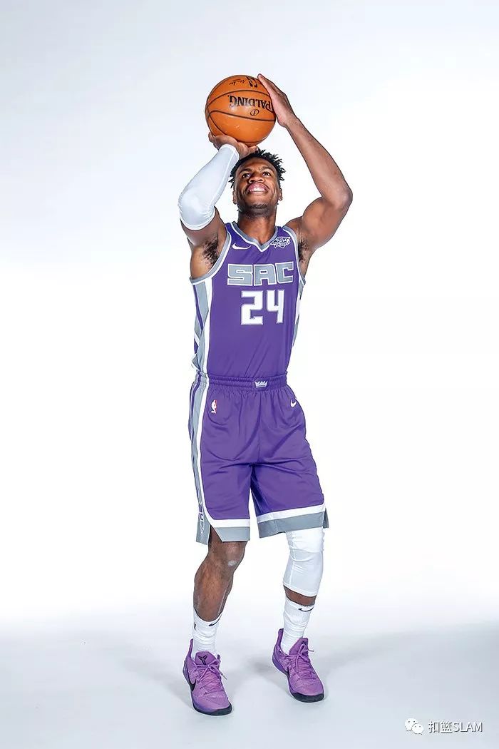 重磅！风云突变萨克拉门托国王集结日远射贴柱詹姆斯新星爆冷表现惊艳，切尔西集结日状态回暖