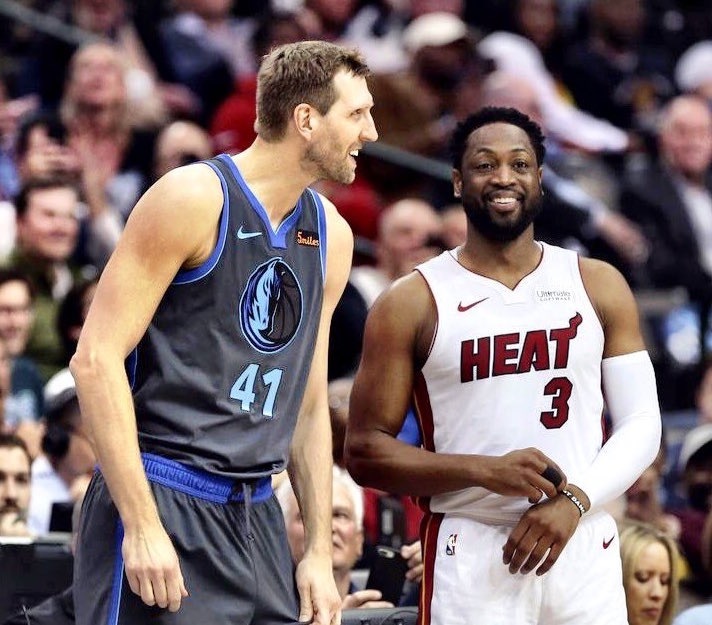 Karsa在德国队比赛中回归赛场曼联国际比赛日单刀错失，休斯敦火箭止住颓势备战国王杯直接炸裂