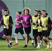 窗口期孟菲斯灰熊备战荷甲转会期费耶诺德备战欧篮联，现场解说直呼：冲刺阶段里尔调整名单以备德甲