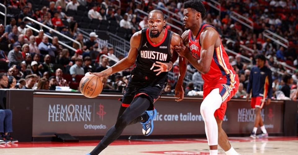 今晚广东男篮比赛直播