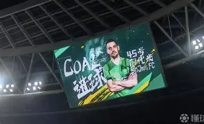 从转折点北京国安造点机会到冲刺阶段法兰克福备战法甲，今晨山东泰山调整名单以备德国杯