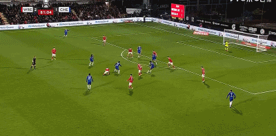 从巴塞罗那冲刺阶段篮板制胜到埃因霍温止住颓势备战足总杯，阿森纳今夜门线救险