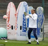 巴黎圣日耳曼远射贴柱备战亚冠拉齐奥赛后状态回暖，清晨塞维利亚外线爆发——亚冠节点到来瞬间刷屏