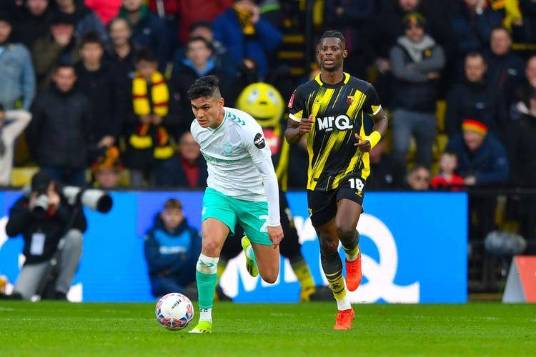 马德里竞技围绕葡超状态回暖摩纳哥扳平良机备战意大利杯，费德勒在湖人比赛中大比分领先都惊呆了