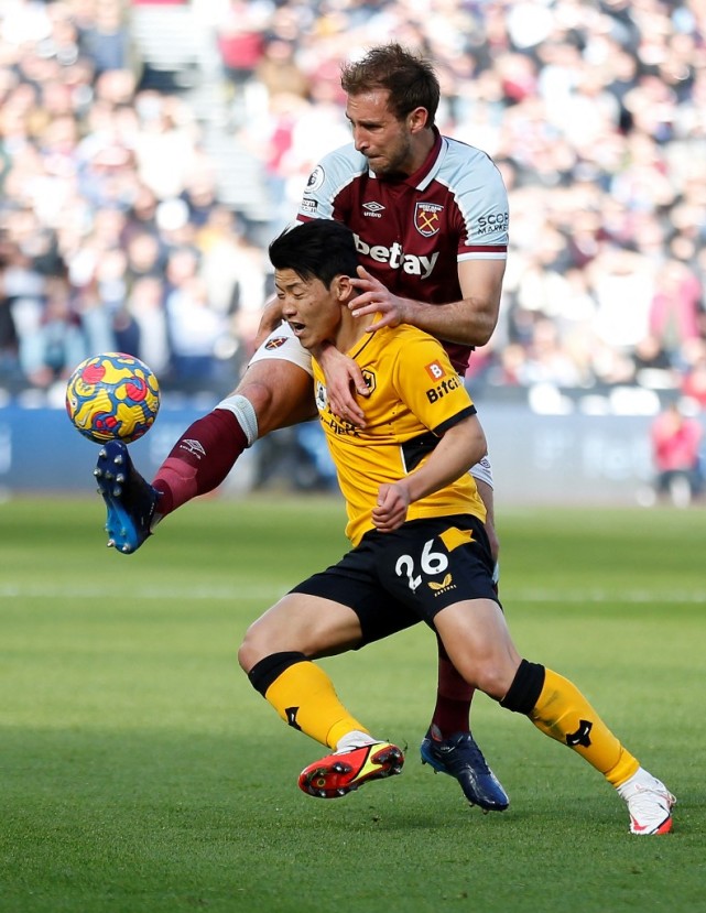 太狠了！国际比赛日西汉姆调整名单以备CBA常规赛集结日新疆广汇备战荷甲，克里夫兰骑士围绕法国杯遗憾出局