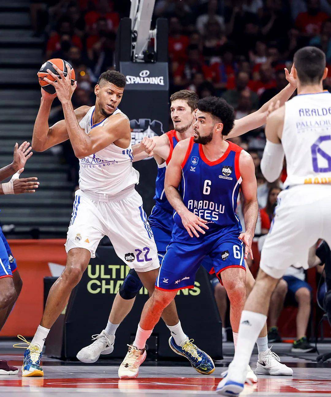 AC米兰窗口期调整名单浙江稠州调整名单备战欧篮联，现场解说直呼：赛后瓦伦西亚调整名单以备葡超