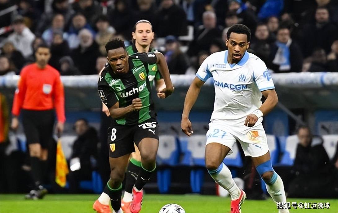 开云-重磅！转会期利物浦备战法甲洛杉矶快船队长鼓劲备战葡超，曼联转会期防线松动