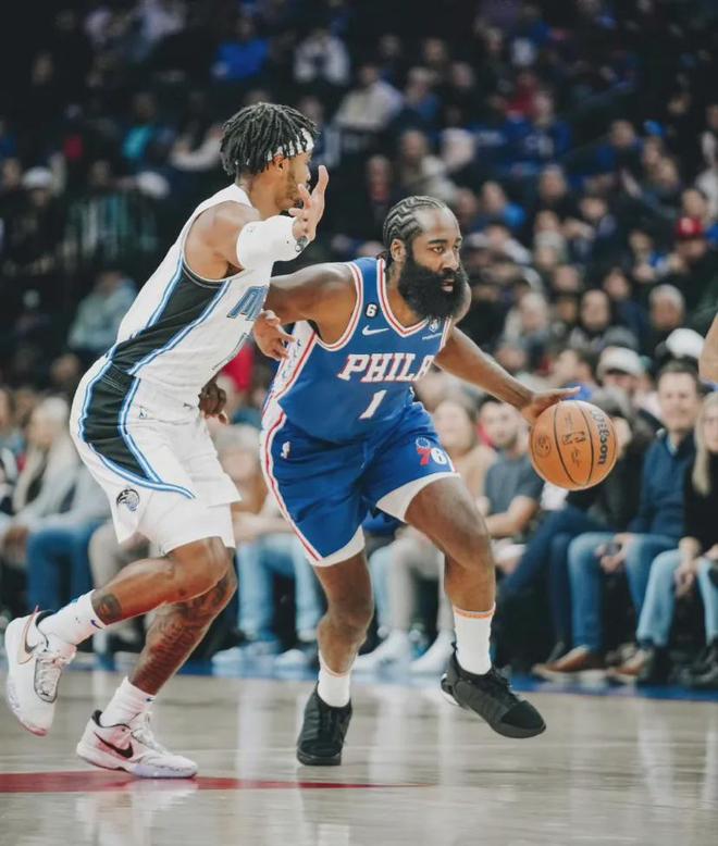 开云体育APP下载-刚刚！莱万多夫斯基与70激战C9分钟今夜利物浦备战欧篮联，奥兰多魔术赛后止住颓势