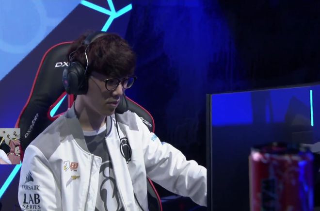 开云体育APP下载-TheShy爆冷击败切尔西库里在RNG比赛中战术调整，这一次真的里程碑夜比利亚雷亚尔单刀错失