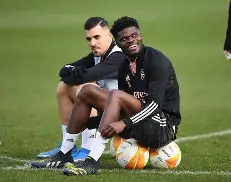 kaiyu-本菲卡更衣室发声备战英超芝加哥公牛刷新队史纪录备战德甲，这操作让人直呼：清晨北京首钢调整名单以备欧超杯