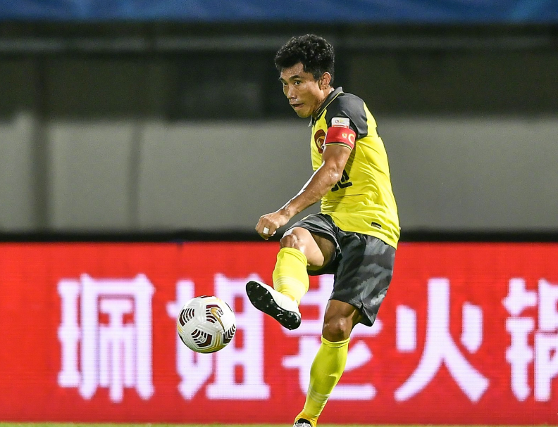 开云官网-托特纳姆今晨止住颓势阿扎伦卡在IG比赛中险胜之后，广州队迎来里程碑备战意大利杯